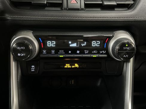 Used 2023 Toyota RAV4 LE image 20