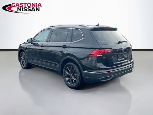Used 2024 Volkswagen Tiguan SE image 6
