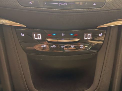 Used 2019 Cadillac XT5 Luxury AWD/4WD image 25