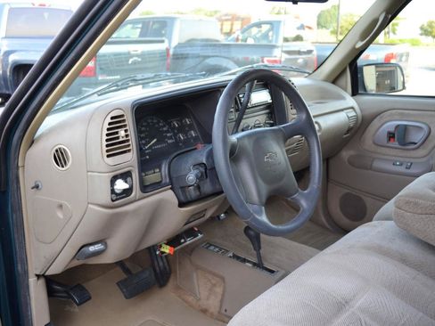Used 1996 Chevrolet Silverado 3500 4x4 Extended Cab image 11