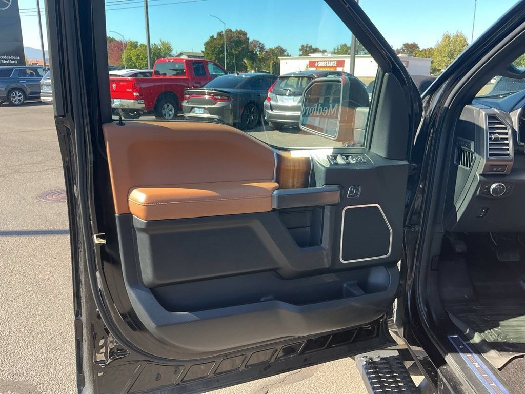 Used 2017 Ford F150 Limited AWD/4WD image 17