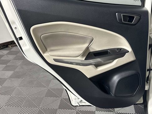 Used 2021 Ford EcoSport SE image 21