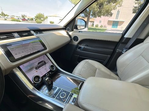 Used 2019 Land Rover Range Rover Sport HSE AWD/4WD image 14