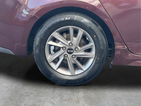 Used 2020 Kia Optima LX FWD image 23