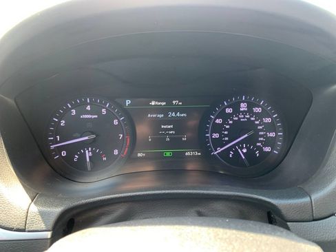Used 2018 Genesis G80 3.8 w/ Option Group 03 AWD/4WD image 43