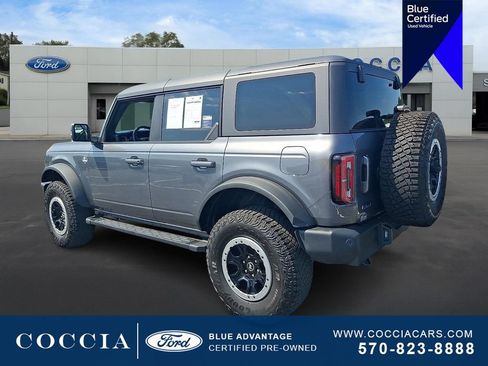 Certified 2022 Ford Bronco Outer Banks w/ Sasquatch Package AWD/4WD image 6