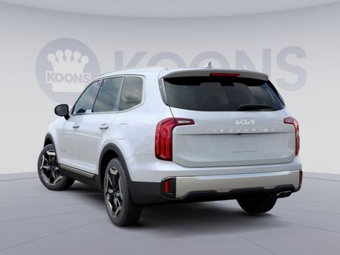 New 2025 Kia Telluride S image 5
