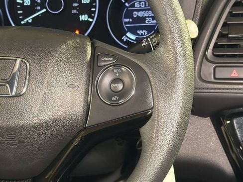 Used 2020 Honda HR-V LX image 20