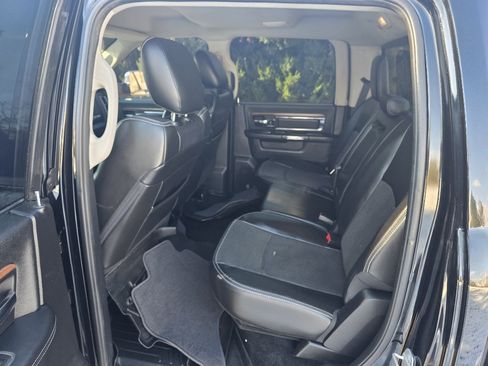 Used 2014 RAM 1500 Laramie w/ Convenience Group image 12