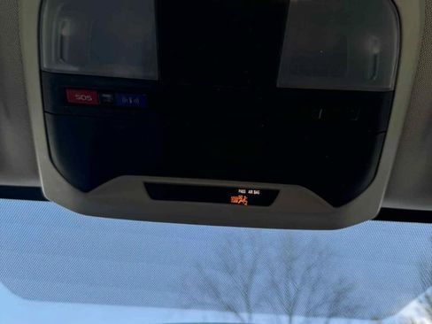 Used 2019 Subaru Impreza 2.0i Premium image 19