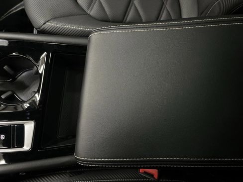 Used 2024 Volkswagen Atlas Cross Sport SE w/ Panoramic Sunroof Package image 20