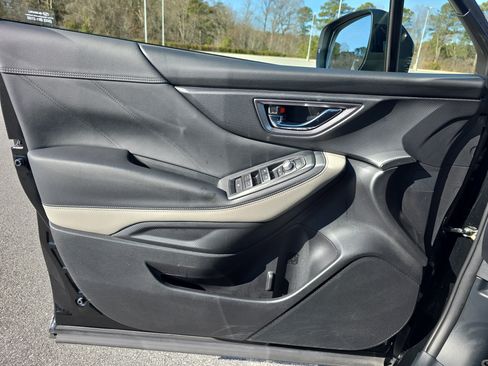 Used 2024 Subaru Forester Limited image 28