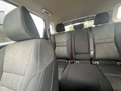 Used 2024 Nissan Rogue SV AWD/4WD image 17