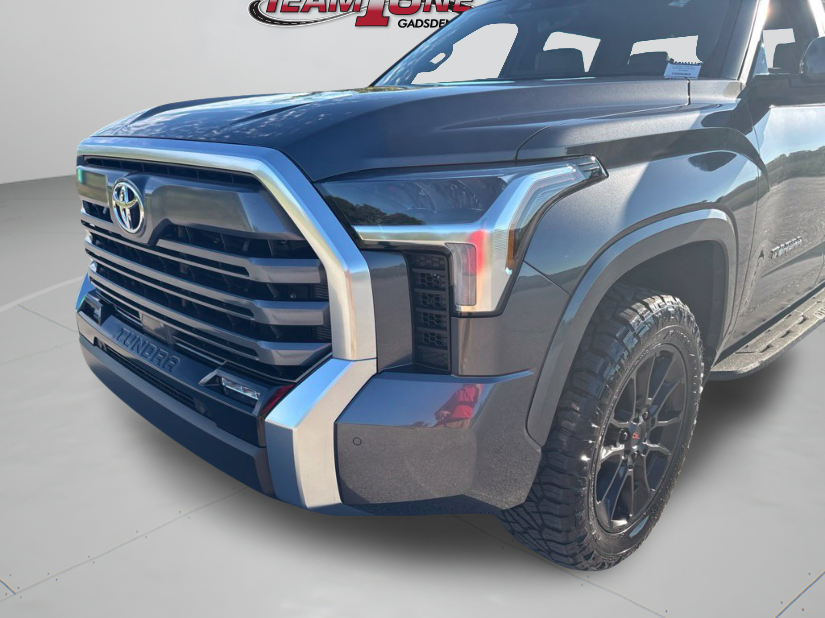 Used 2026 Toyota Tundra Limited AWD/4WD image 28