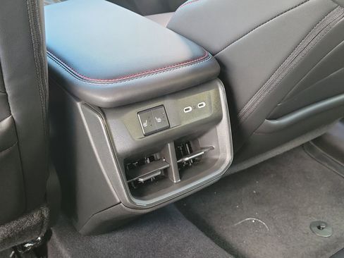 New 2026 Dodge Charger R/T AWD/4WD image 13