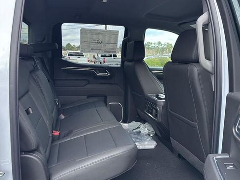 New 2026 Chevrolet Silverado 1500 LTZ w/ Z71 Off-Road Package image 11