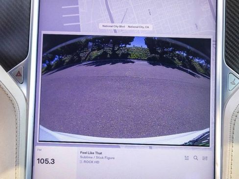 Used 2012 Tesla Model S Signature Performance image 28