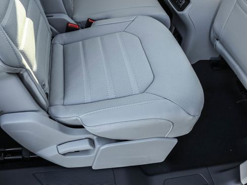 New 2026 Volkswagen Atlas SEL image 41