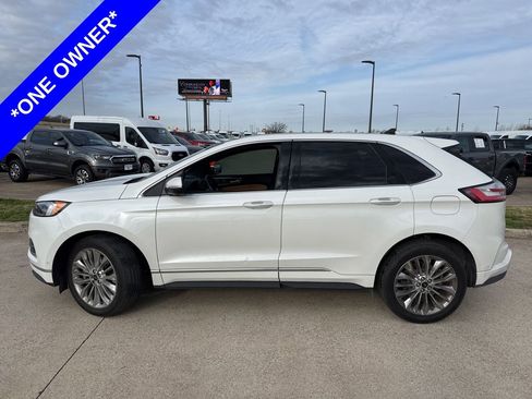 Used 2024 Ford Edge Titanium w/ Titanium Elite Package image 3