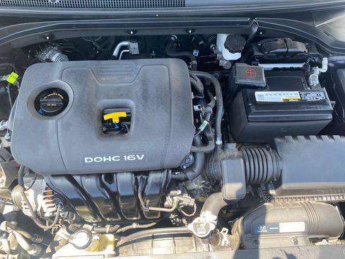 Used 2020 Hyundai Veloster 2.0 FWD image 10
