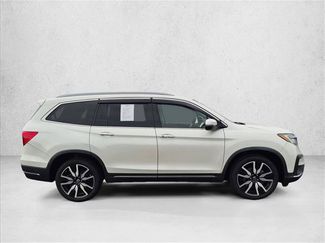 Used 2019 Honda Pilot Elite video 4