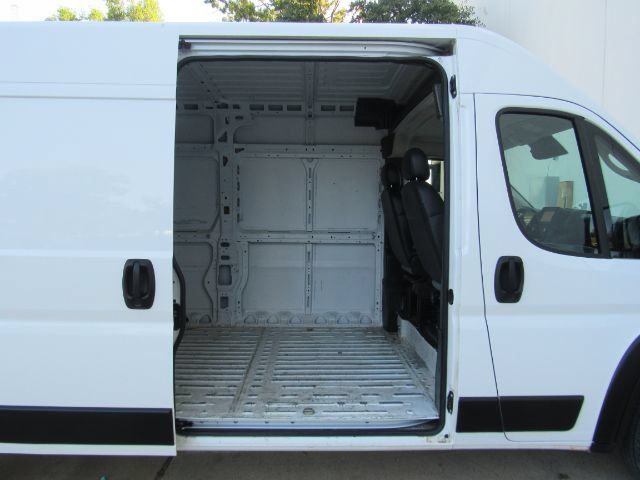 Used 2023 RAM ProMaster 2500 FWD image 5