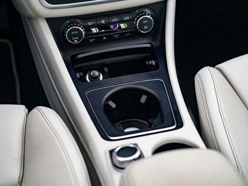 Used 2016 Mercedes-Benz CLA 250 4MATIC image 24