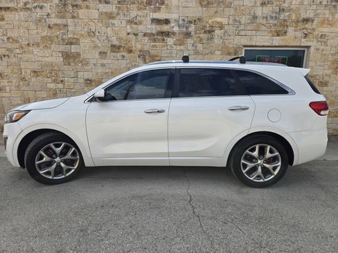 Used 2016 Kia Sorento SX FWD image 1