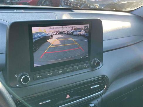 Used 2023 Hyundai Kona SEL AWD/4WD image 26