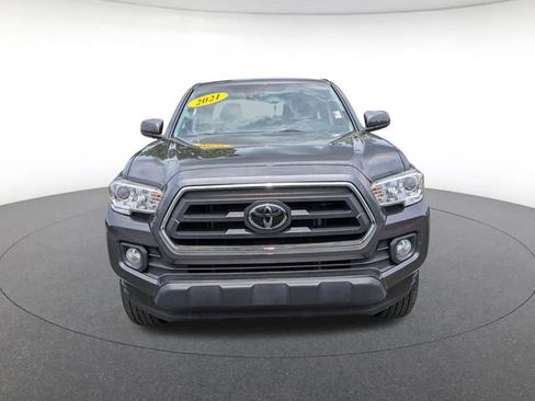Used 2021 Toyota Tacoma SR5 RWD image 10