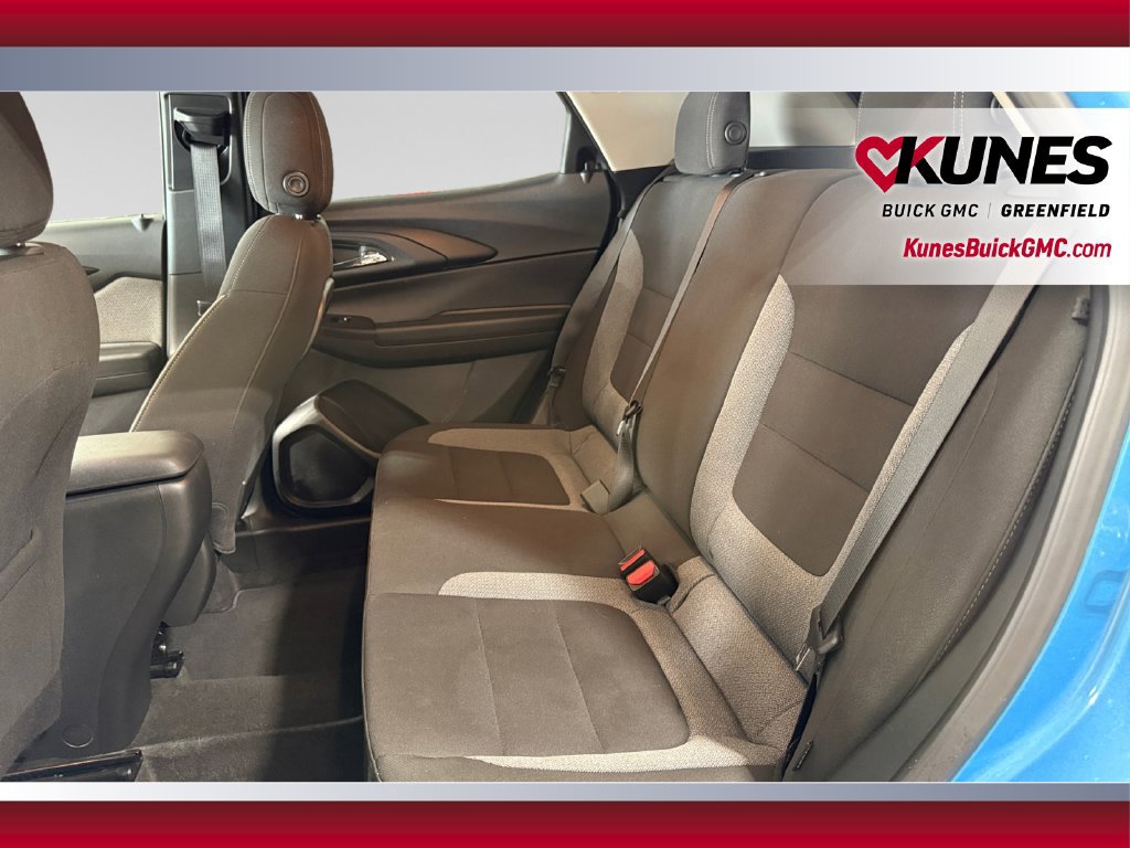 Used 2025 Chevrolet TrailBlazer LT AWD/4WD image 33