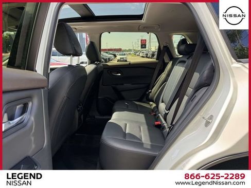 Certified 2023 Nissan Rogue SV w/ SV Premium B Package AWD/4WD image 12