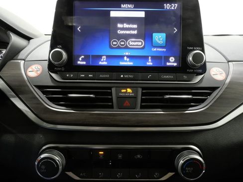 Used 2024 Nissan Altima 2.5 SV image 20