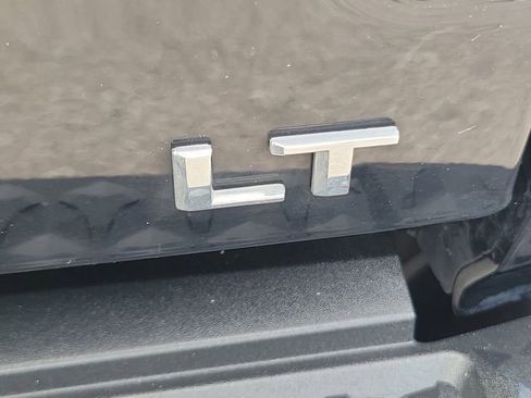 Used 2023 Chevrolet Colorado LT w/ LT Convenience Package AWD/4WD image 32