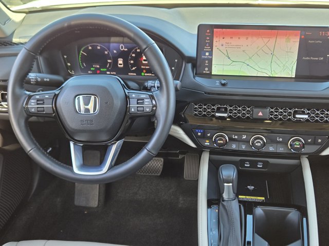 Used 2023 Honda Accord Touring image 27