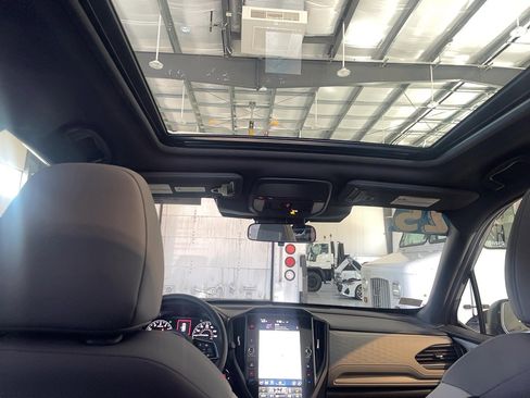 Used 2025 Subaru Forester Limited image 7