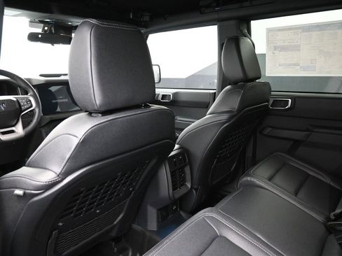 New 2025 Ford Bronco Big Bend image 2