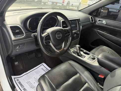 Used 2018 Jeep Grand Cherokee Limited w/ Trailer Tow Group IV AWD/4WD image 6
