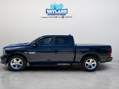 Used 2016 RAM 1500 Sport RWD image 2