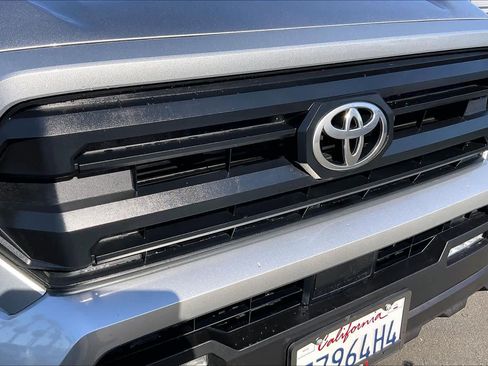 Used 2025 Toyota Tacoma SR5 image 28