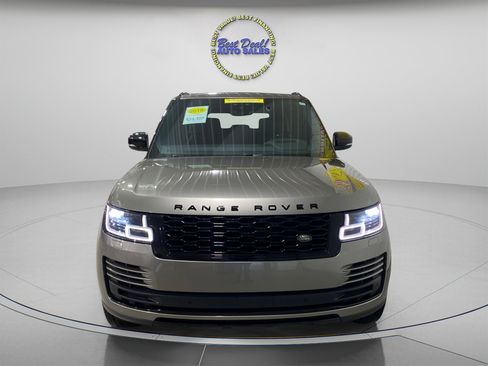 Used 2019 Land Rover Range Rover Supercharged image 8