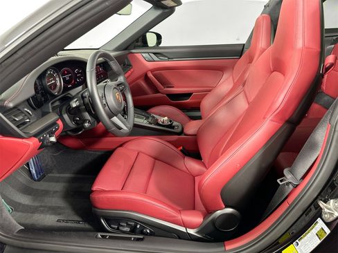 Certified 2024 Porsche 911 Targa 4 GTS image 5