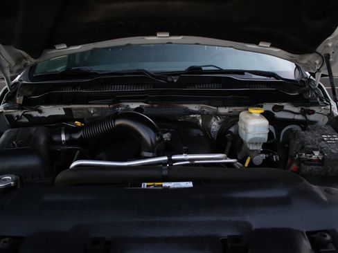 Used 2017 RAM 2500 Tradesman w/ Popular Equipment Group image 39