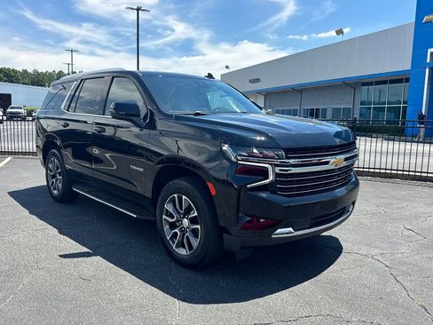 Used 2023 Chevrolet Tahoe LT w/ LT Signature Plus Package AWD/4WD image 4