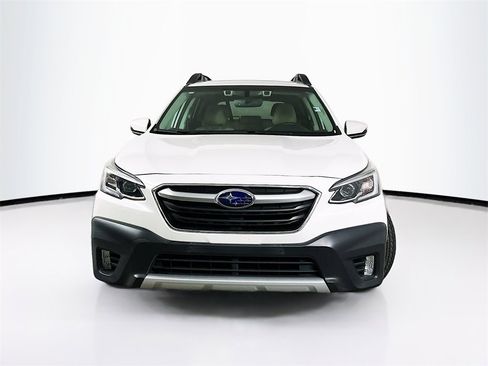 Used 2022 Subaru Outback Limited image 5