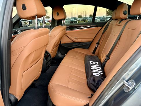 Used 2021 BMW 530i w/ Convenience Package image 15