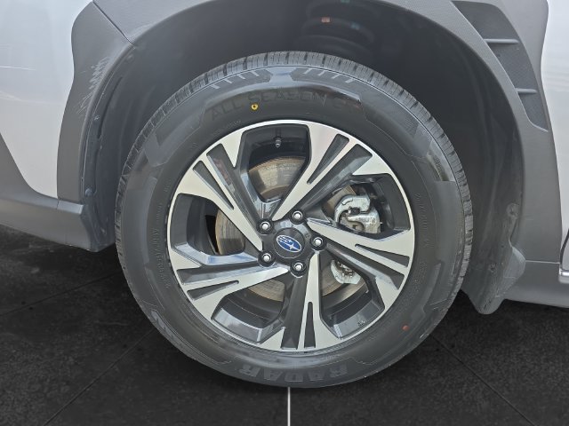 Certified 2024 Subaru Crosstrek 2.0i Premium AWD/4WD image 9