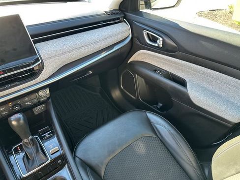 Used 2022 Jeep Compass Latitude w/ Convenience Group image 22