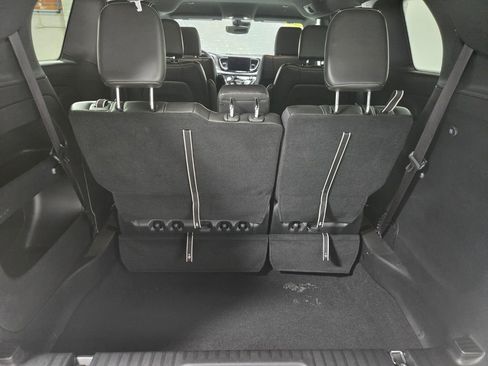 Used 2024 Chrysler Pacifica Touring-L w/ S Appearance Package AWD/4WD image 49