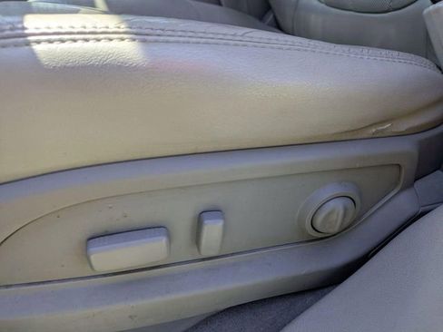 Used 2014 Buick Enclave Leather w/ Trailering Provision Package FWD image 13